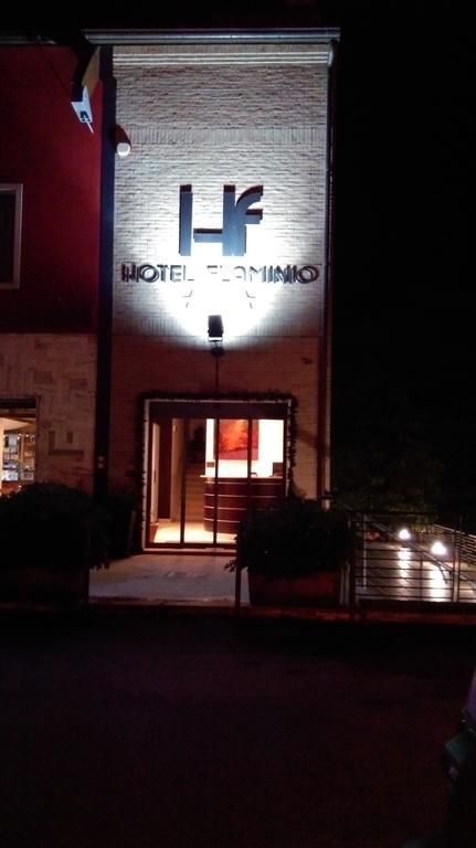 Hotel Flaminio Tavernelle Serrungarina エクステリア 写真